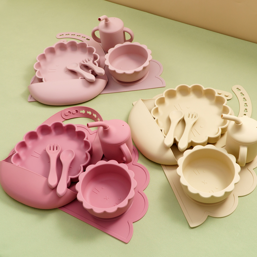 7PCS Set di stoviglie in silic - Baby Food Menu recensione e prezzo